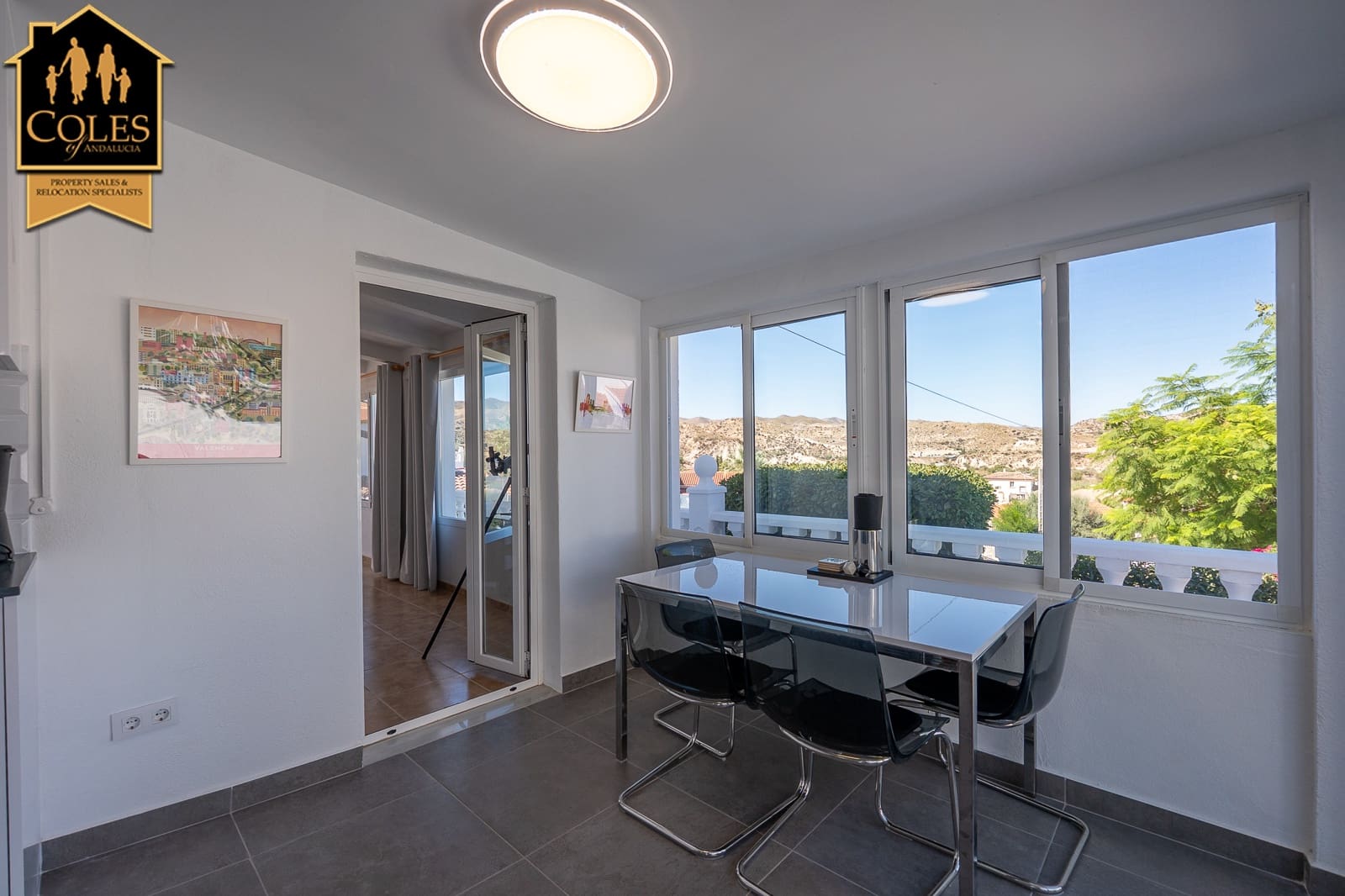 4 bedroom Villa for sale in Arboleas with pool garage - € 299,999 (Ref: 10124728)