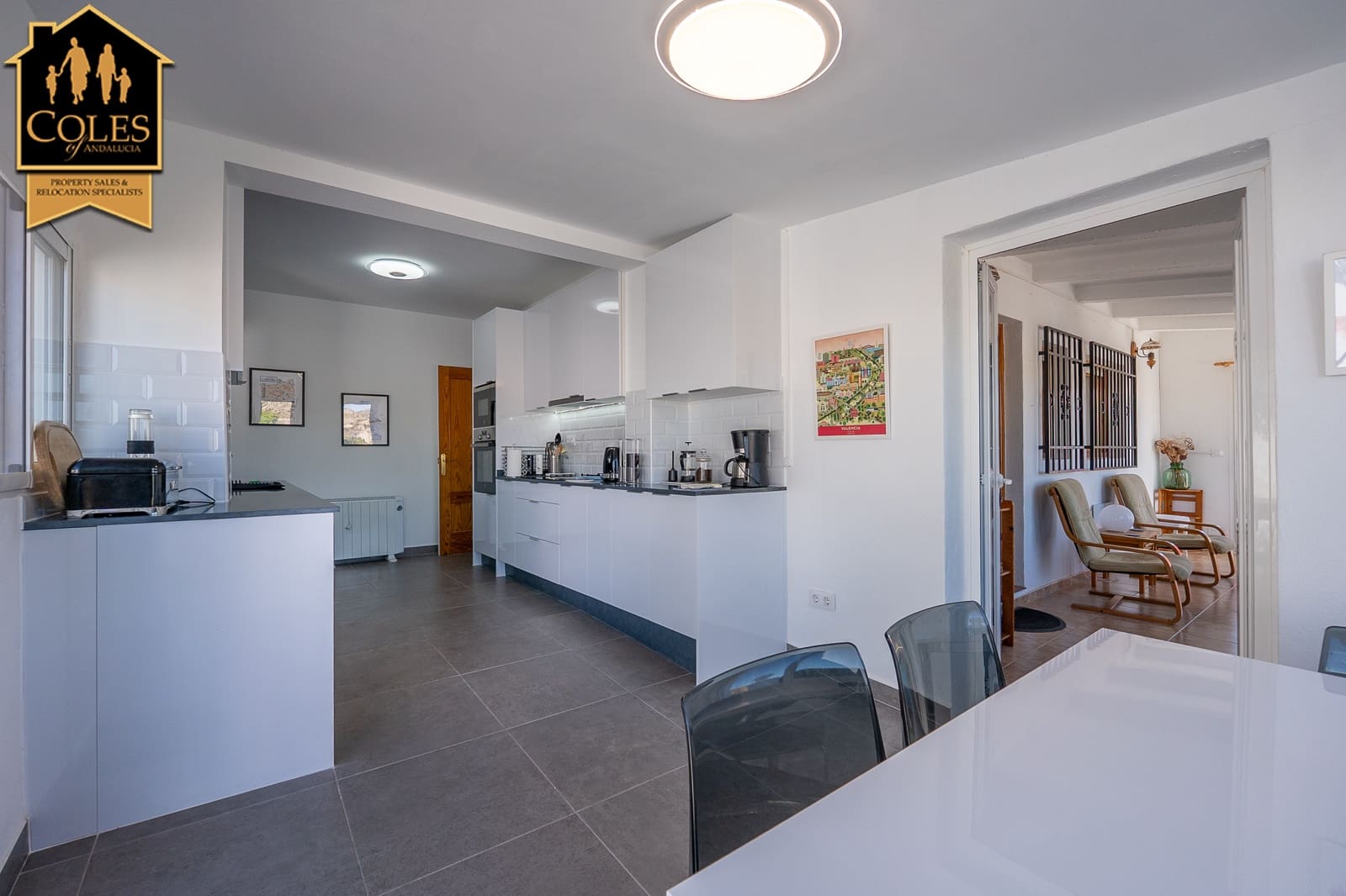 4 bedroom Villa for sale in Arboleas with pool garage - € 299,999 (Ref: 10124728)