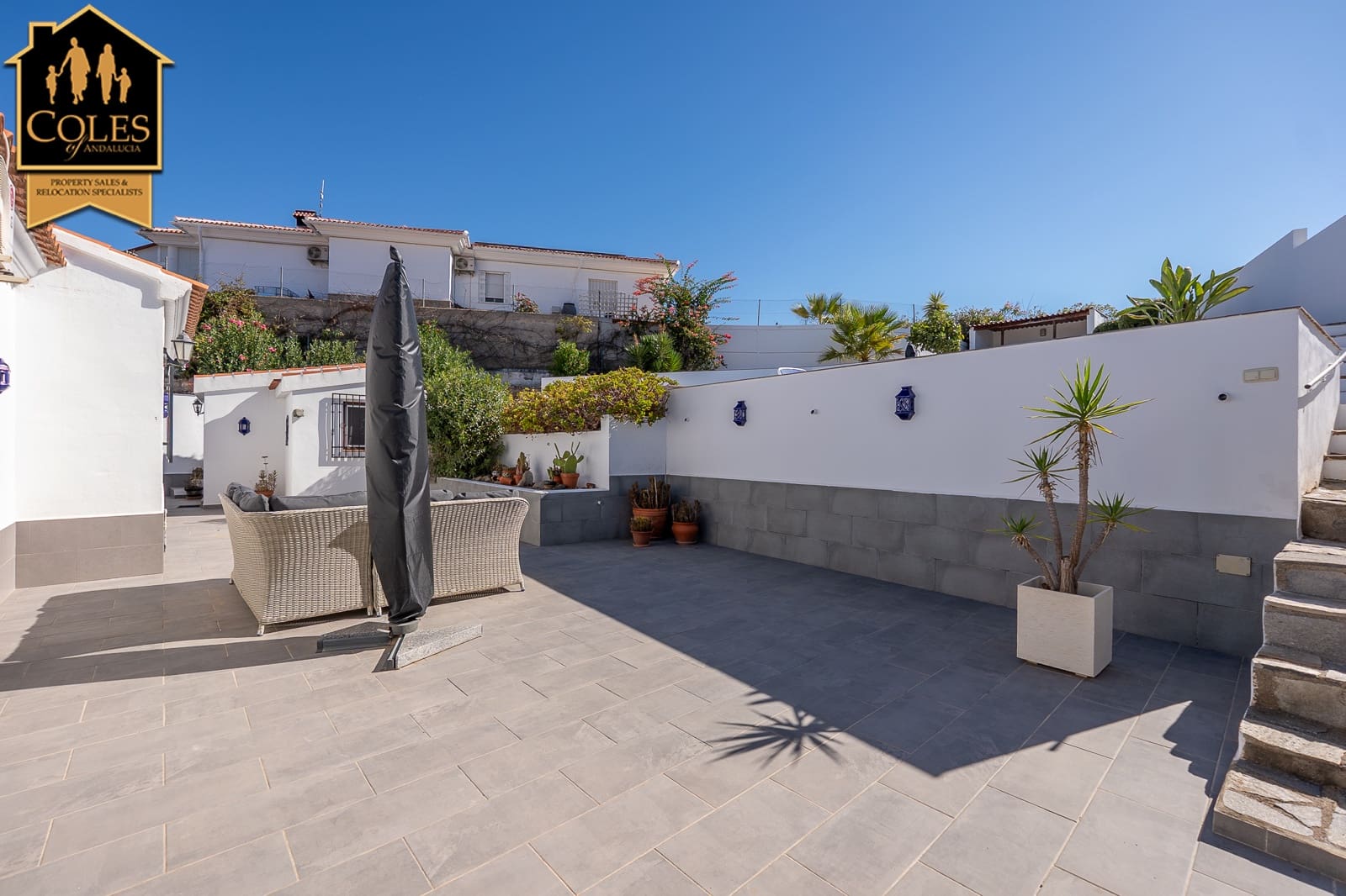 4 bedroom Villa for sale in Arboleas with pool garage - € 299,999 (Ref: 10124728)