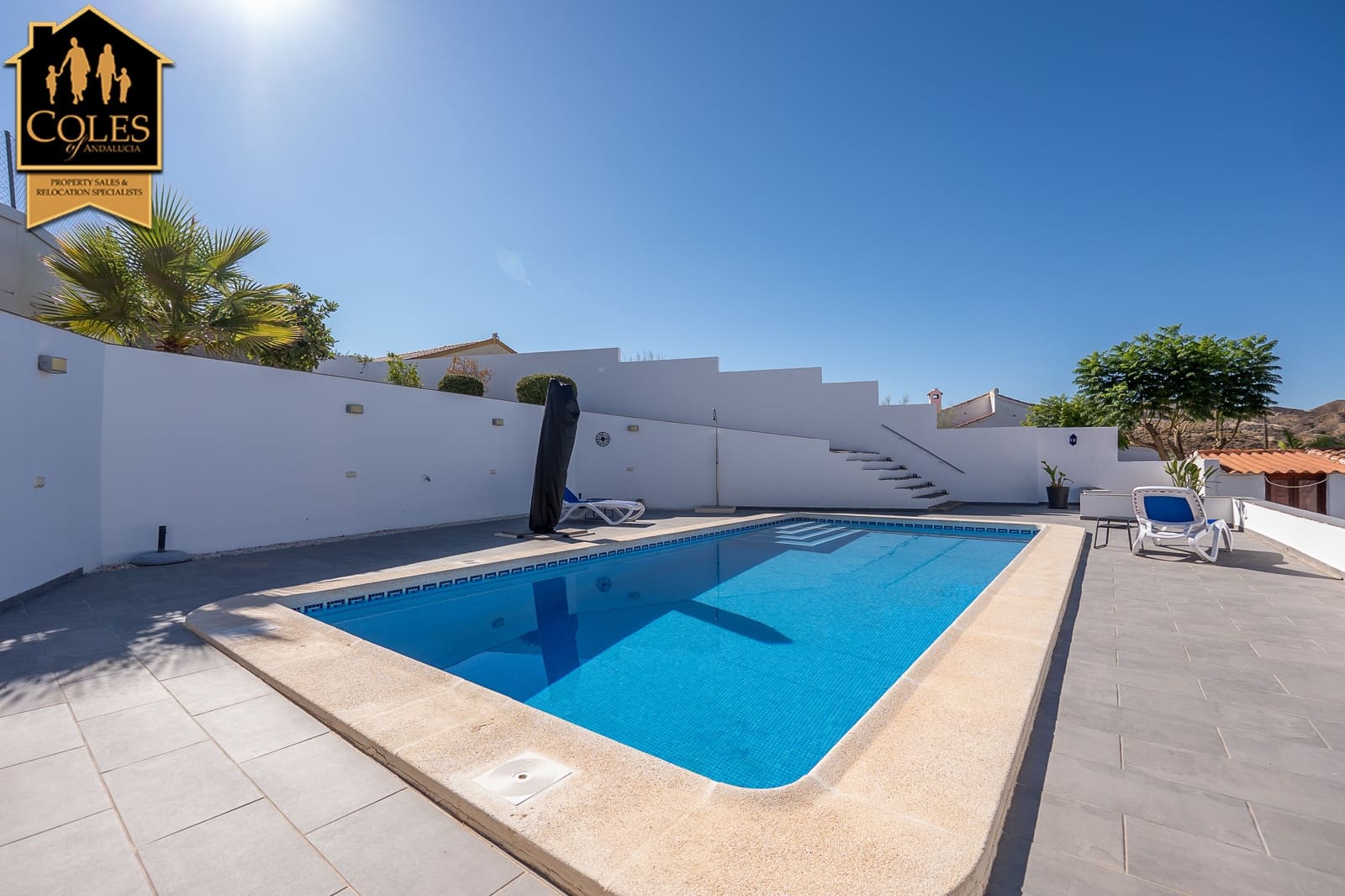 4 bedroom Villa for sale in Arboleas with pool garage - € 299,999 (Ref: 10124728)