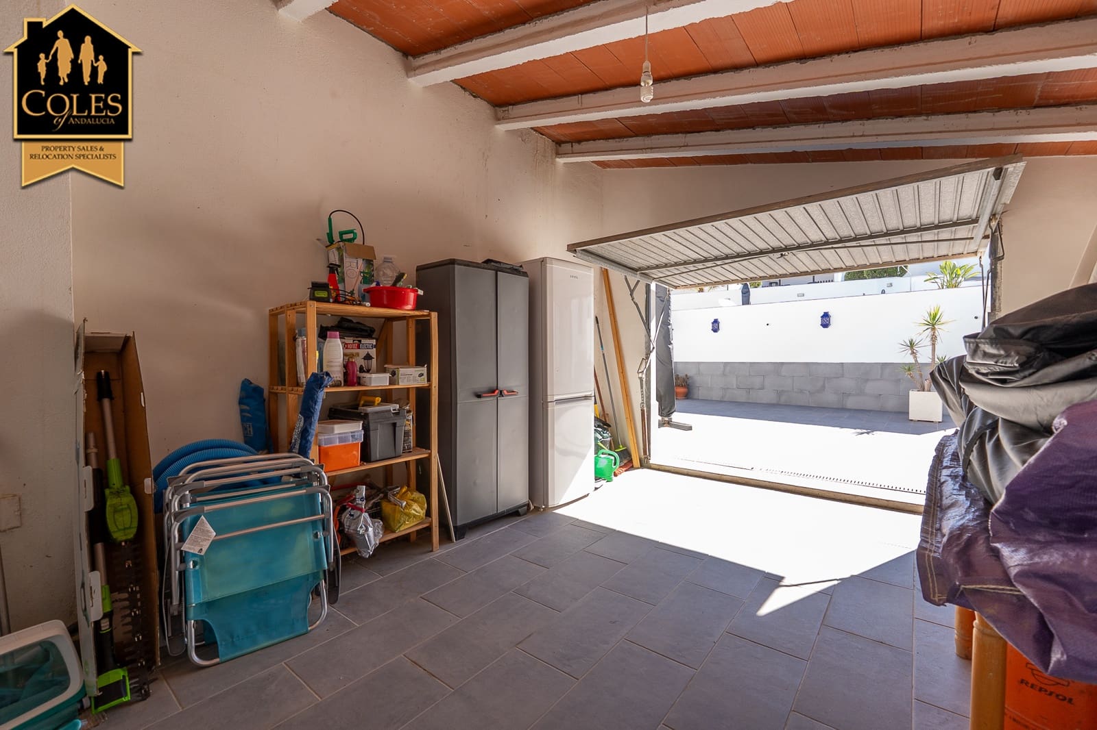 4 bedroom Villa for sale in Arboleas with pool garage - € 299,999 (Ref: 10124728)