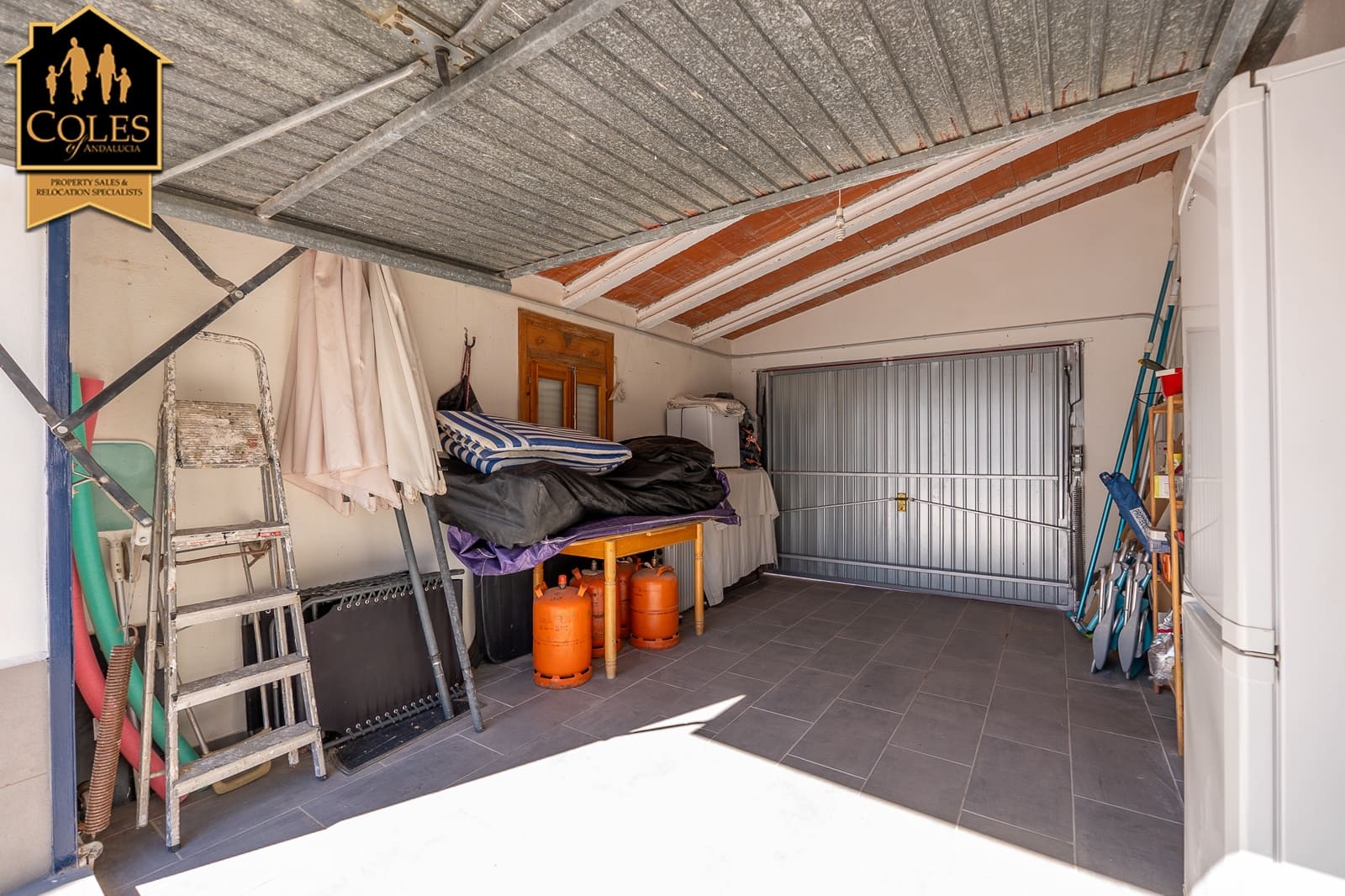 4 bedroom Villa for sale in Arboleas with pool garage - € 299,999 (Ref: 10124728)