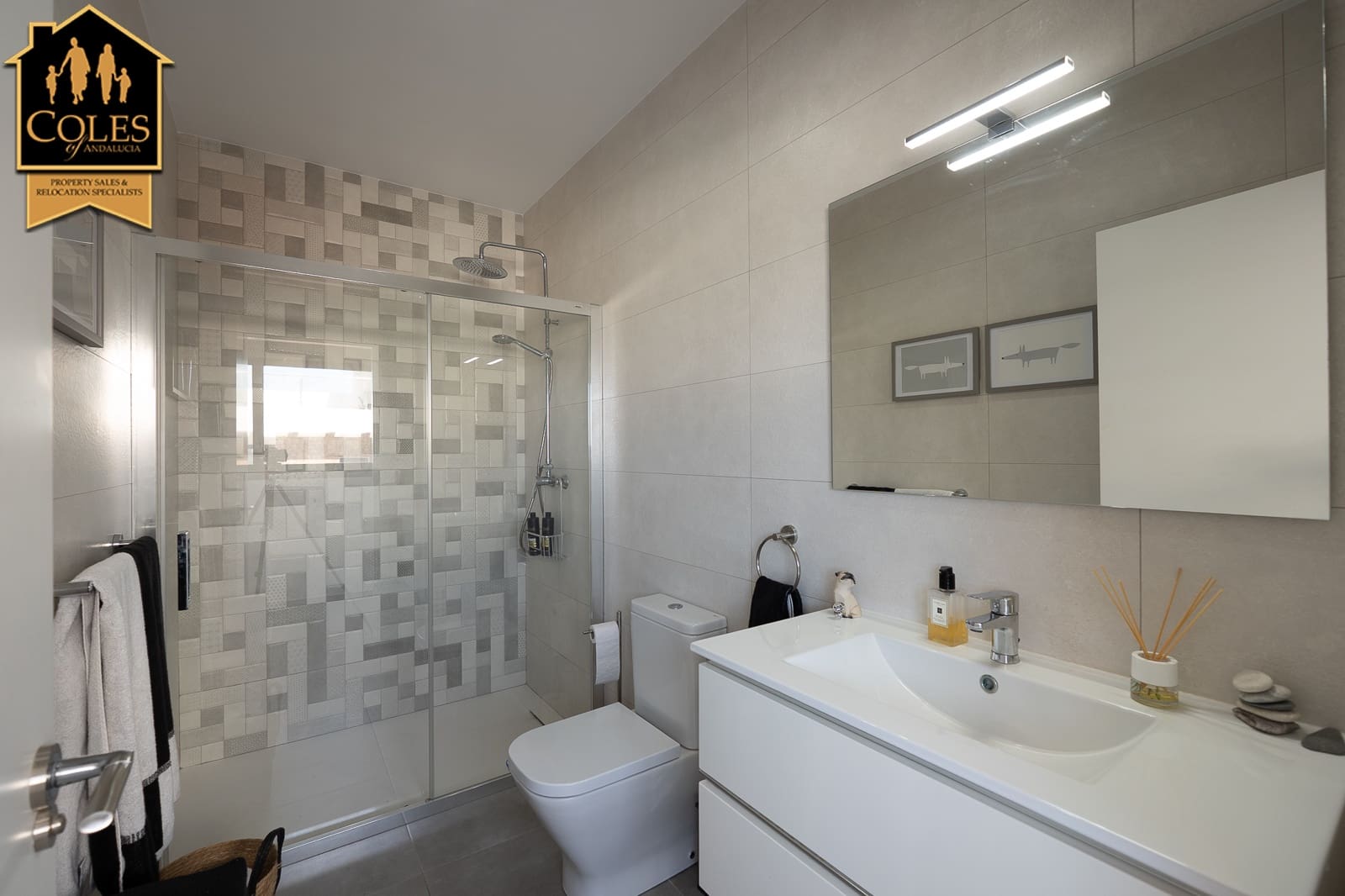 3 bedroom Villa for sale in Los Gallardos with pool garage - € 540,000 (Ref: 10155467)