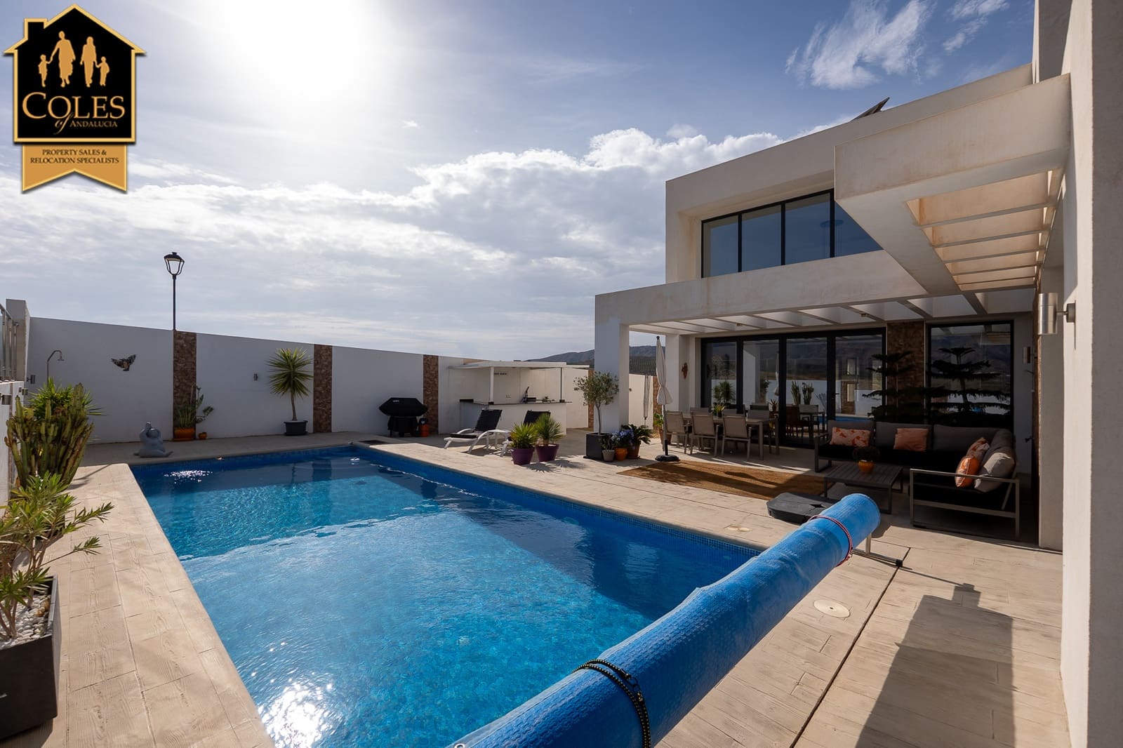 3 bedroom Villa for sale in Los Gallardos with pool garage - € 540,000 (Ref: 10155467)