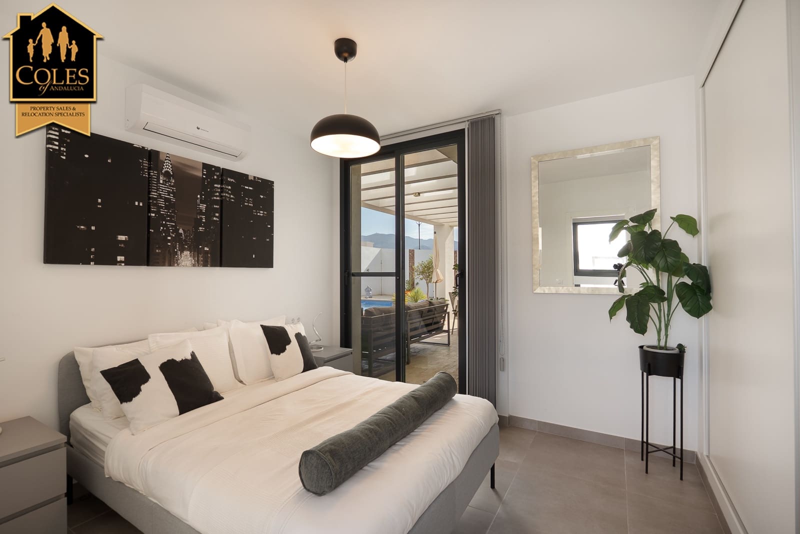 3 bedroom Villa for sale in Los Gallardos with pool garage - € 540,000 (Ref: 10155467)