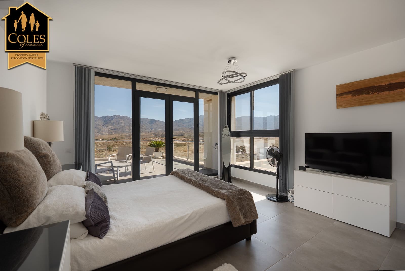 3 bedroom Villa for sale in Los Gallardos with pool garage - € 540,000 (Ref: 10155467)