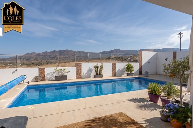 3 chambre Villa/Maison à vendre à Los Gallardos avec piscine garage - 540 000 € (Ref: 10155467)