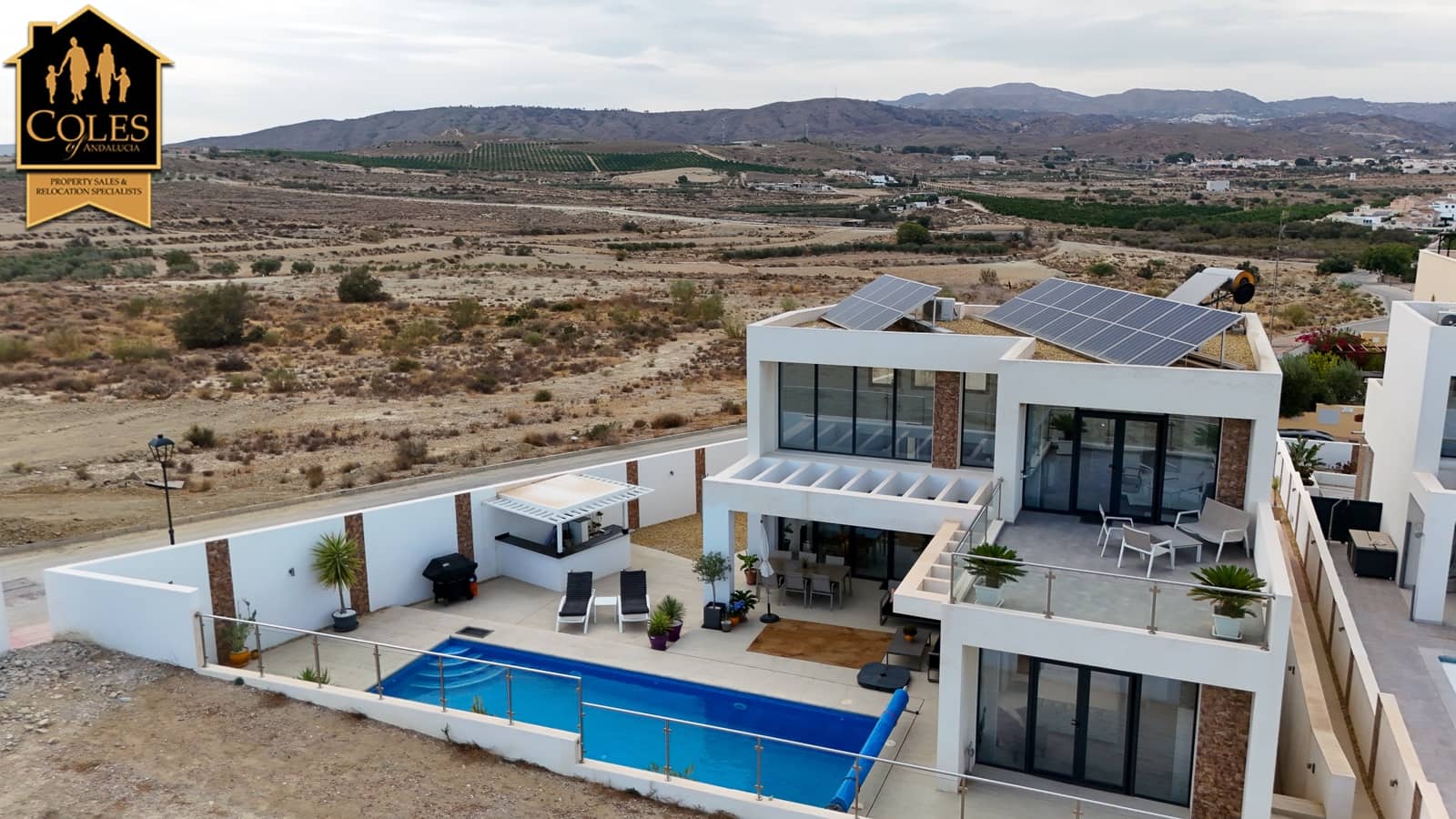 3 bedroom Villa for sale in Los Gallardos with pool garage - € 540,000 (Ref: 10155467)