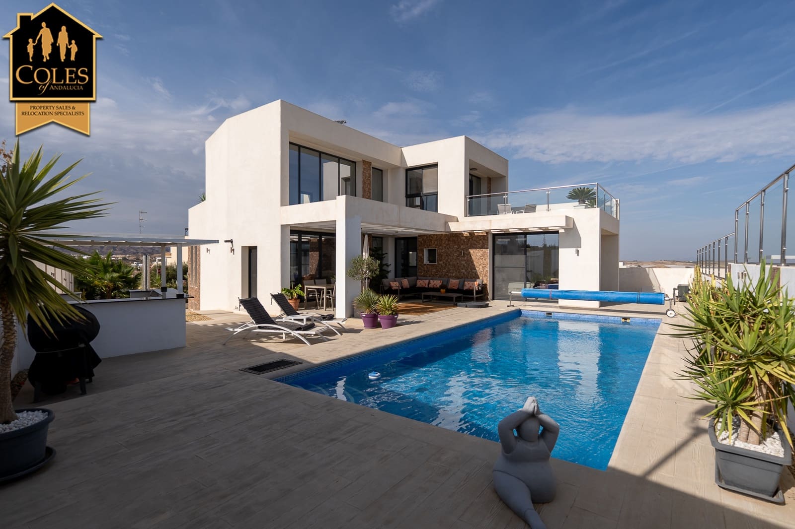 3 bedroom Villa for sale in Los Gallardos with pool garage - € 540,000 (Ref: 10155467)