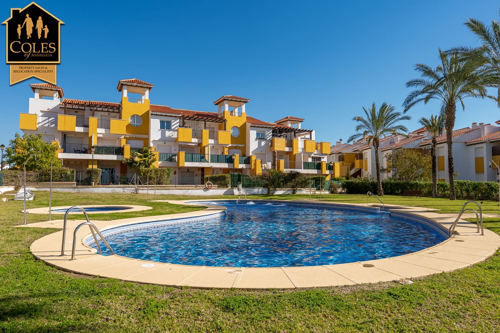 Chalet de 3 habitaciones en Vera en venta con piscina garaje - 259.900 € (Ref: 10155496)