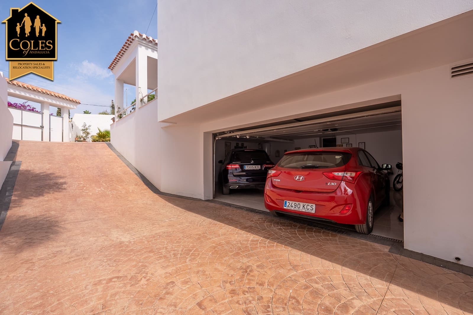 3 bedroom Villa for sale in Mojacar with pool garage - € 886,900 (Ref: 10165522)