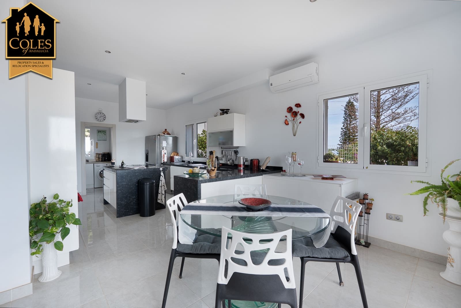 3 bedroom Villa for sale in Mojacar with pool garage - € 886,900 (Ref: 10165522)