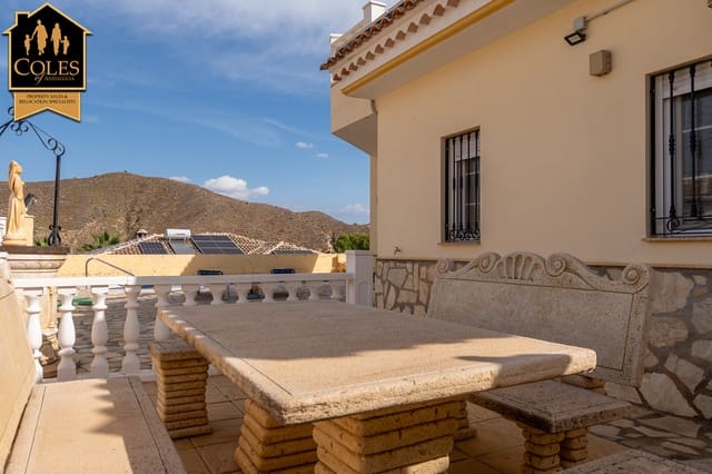 3 soveværelse Villa til salg i Arboleas med swimmingpool garage - € 315.000 (Ref: 10166917)