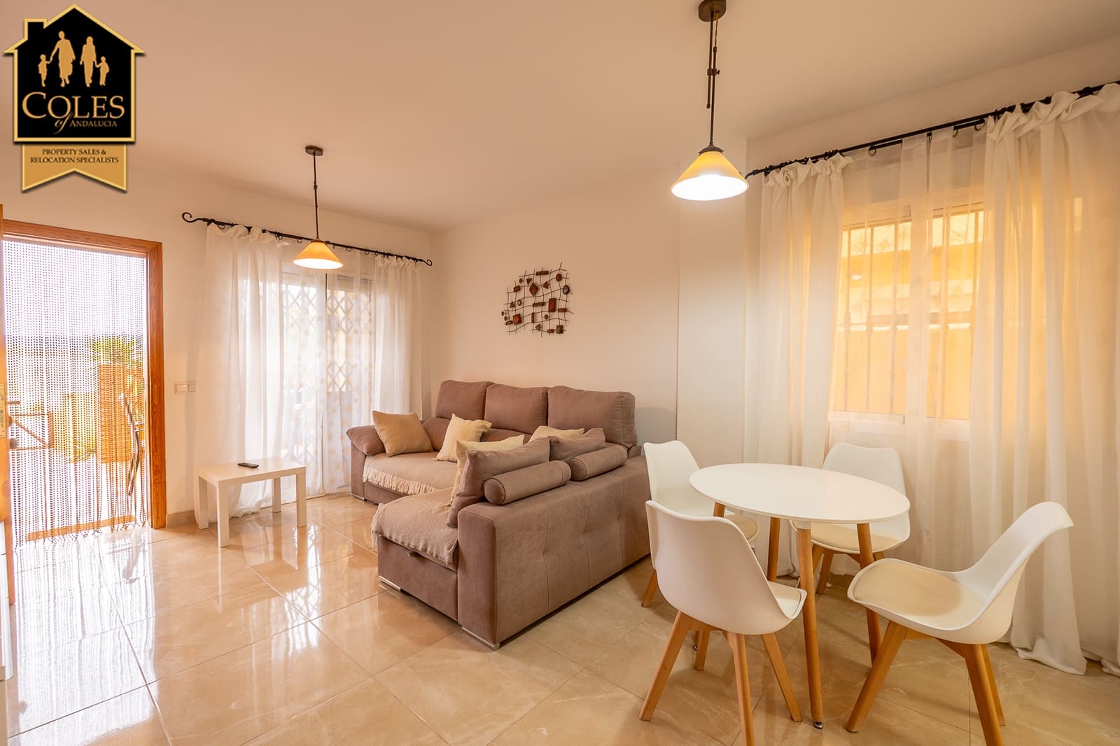 2 soverom Leilighet til salgs i Valle del Este med svømmebasseng garasje - € 159 995 (Ref: 10175698)