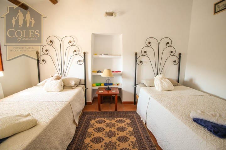 4 bedroom Finca/Country House for sale in Bedar with pool garage - € 345,000 (Ref: 4486453)