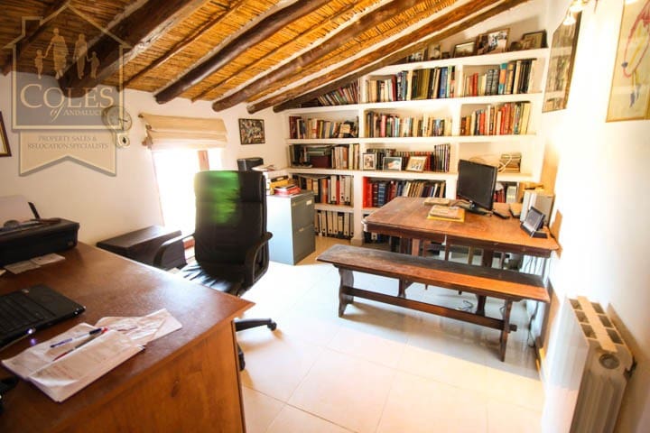 4 bedroom Finca/Country House for sale in Bedar with pool garage - € 345,000 (Ref: 4486453)
