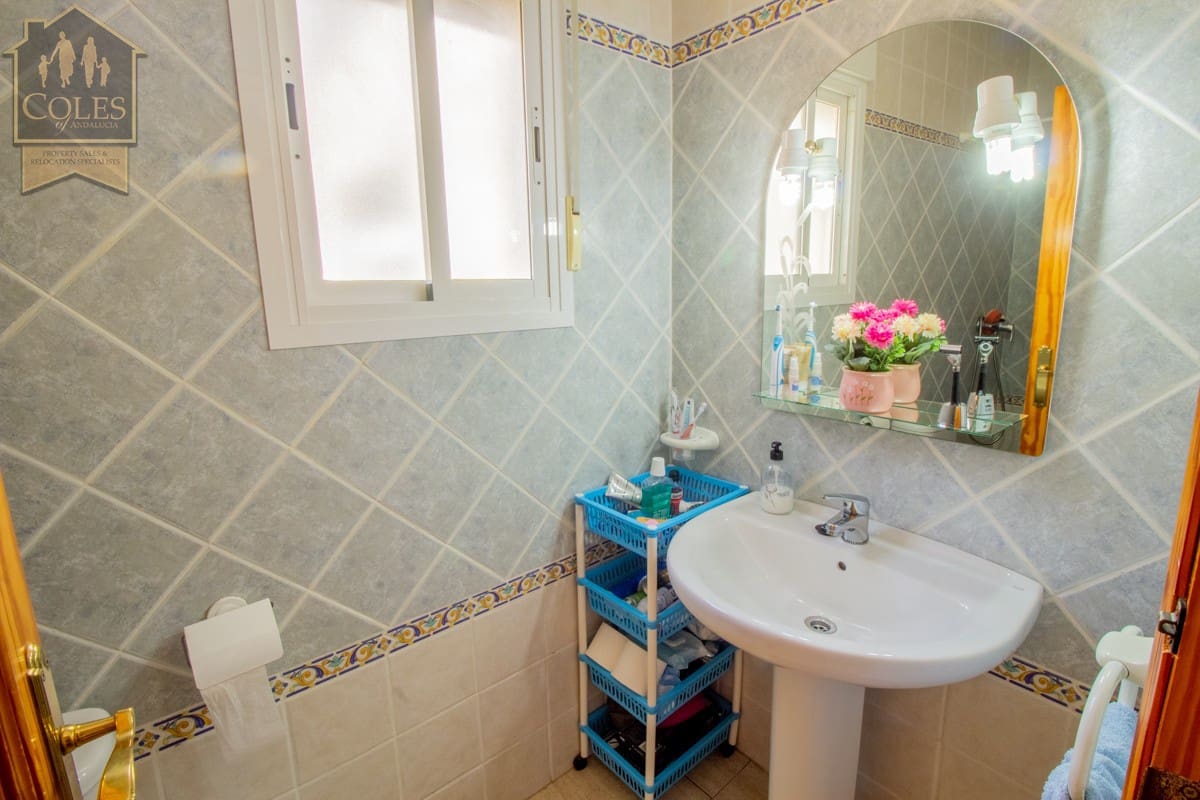 6 bedroom Townhouse for sale in Los Gallardos - € 189,500 (Ref: 6111489)