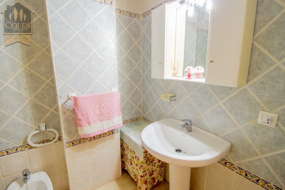 6 bedroom Townhouse for sale in Los Gallardos - € 189,500 (Ref: 6111489)