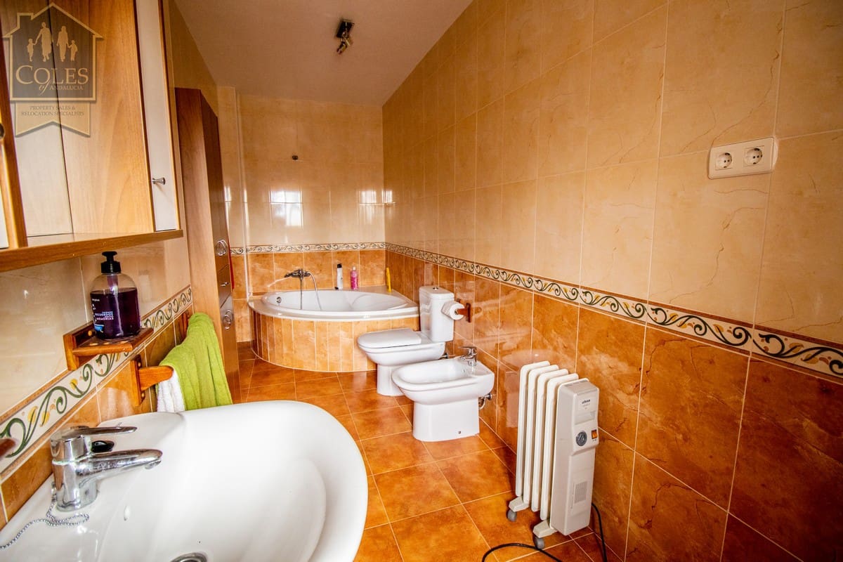 4 slaapkamer Villa te koop in La Parroquia met garage - € 350.000 (Ref: 6734290)