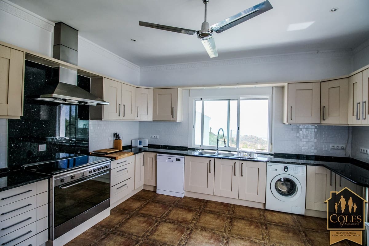 5 soverom Villa til salgs i Bedar med svømmebasseng - € 349 000 (Ref: 7033952)