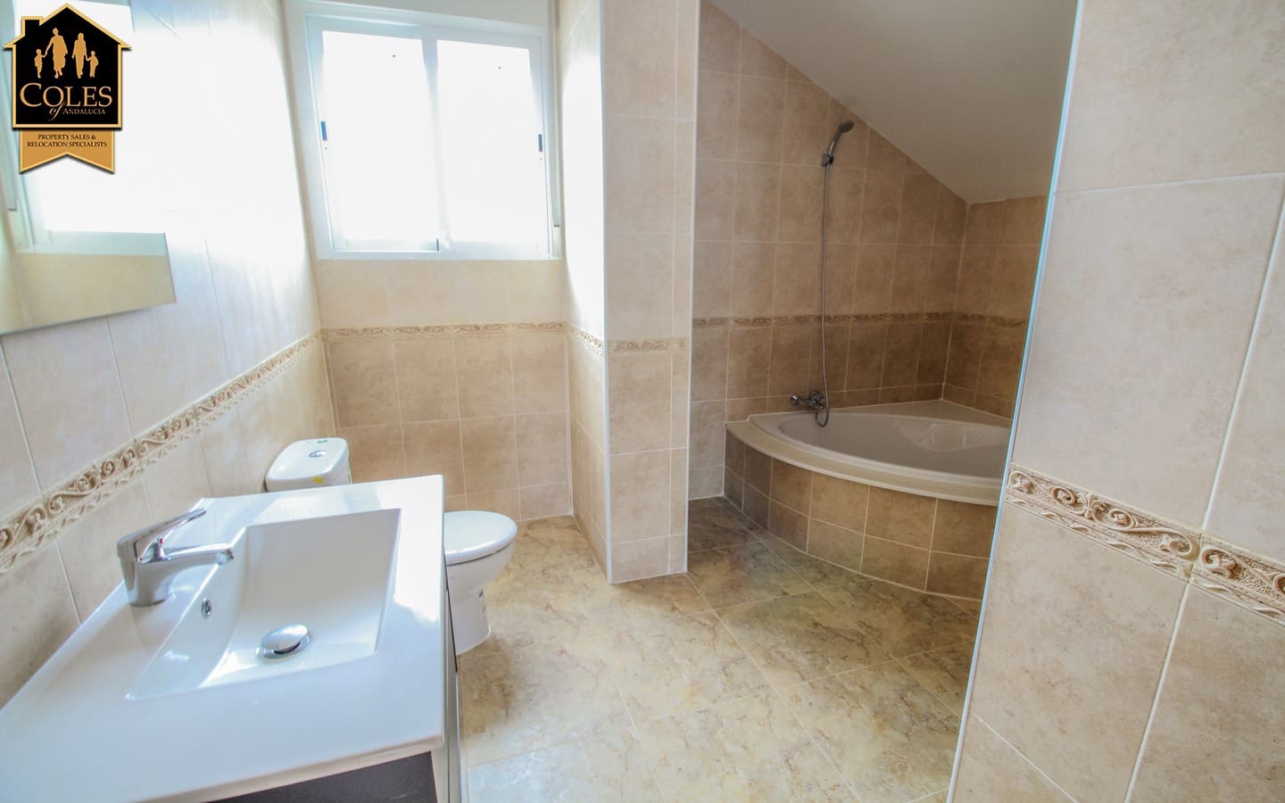 4 soveværelse Villa til salg i Puerto Lumbreras med swimmingpool - € 289.000 (Ref: 7457123)