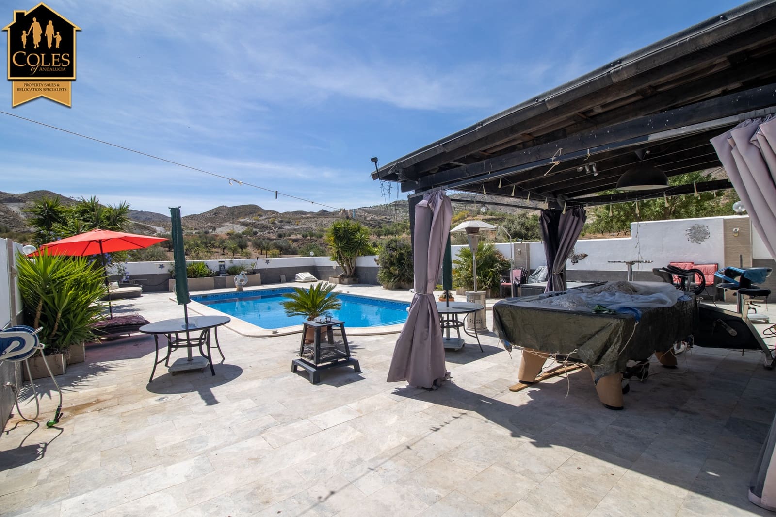 5 quarto Moradia para venda em Arboleas com piscina - 330 000 € (Ref: 7573998)