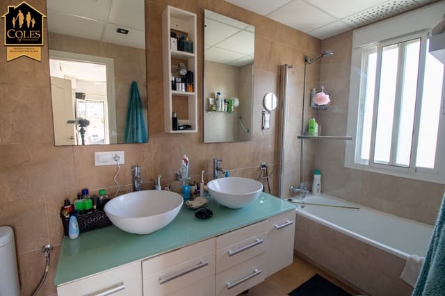 5 soverom Villa til salgs i Arboleas med svømmebasseng garasje - € 330 000 (Ref: 7588195)