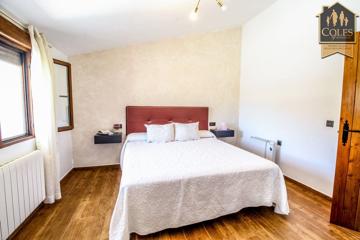 6 soverom Finca/Herregård til salgs i Velez-Blanco med svømmebasseng garasje - € 325 000 (Ref: 7617825)