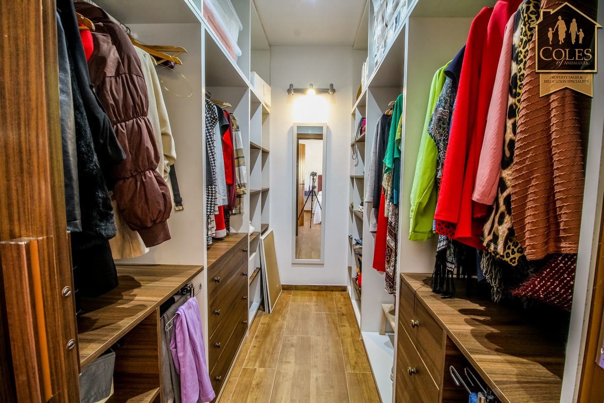 6 soverom Finca/Herregård til salgs i Velez-Blanco med svømmebasseng garasje - € 325 000 (Ref: 7617825)