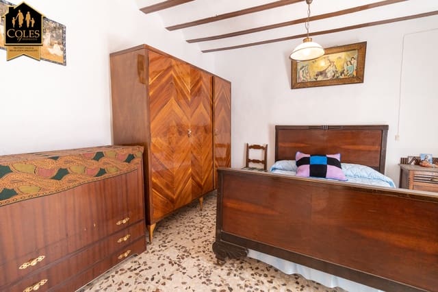 5 soveværelse Byhus til salg i Las Vertientes, Cúllar - € 69.000 (Ref: 8307355)