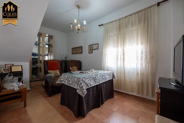 5 makuuhuone Omakotitalo myytävänä paikassa El Contador, Chirivel mukana 
autotalli - 155 000 € (Ref: 8475335)