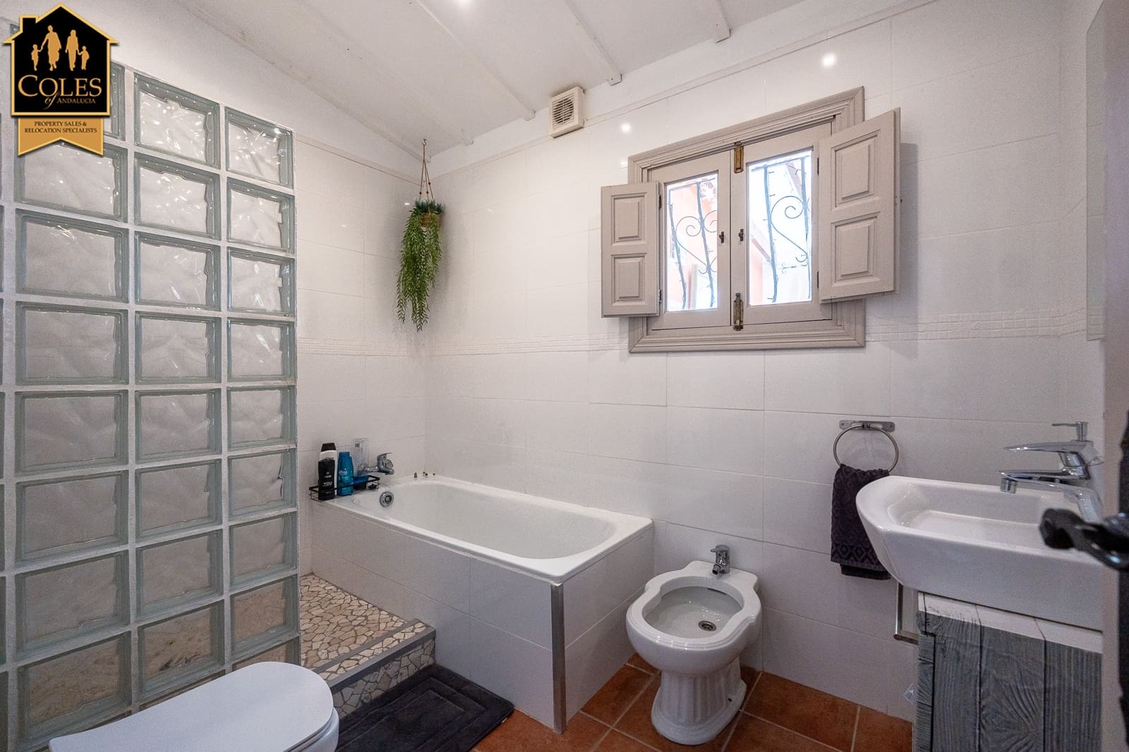 6 soveværelse Villa til salg i Antas med swimmingpool garage - € 575.000 (Ref: 8592582)