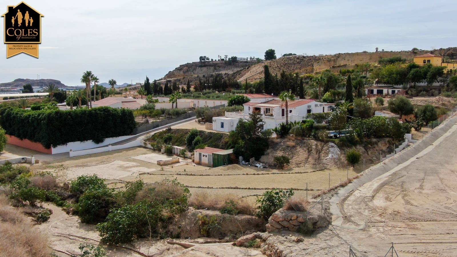 6 soveværelse Villa til salg i Antas med swimmingpool garage - € 575.000 (Ref: 8592582)