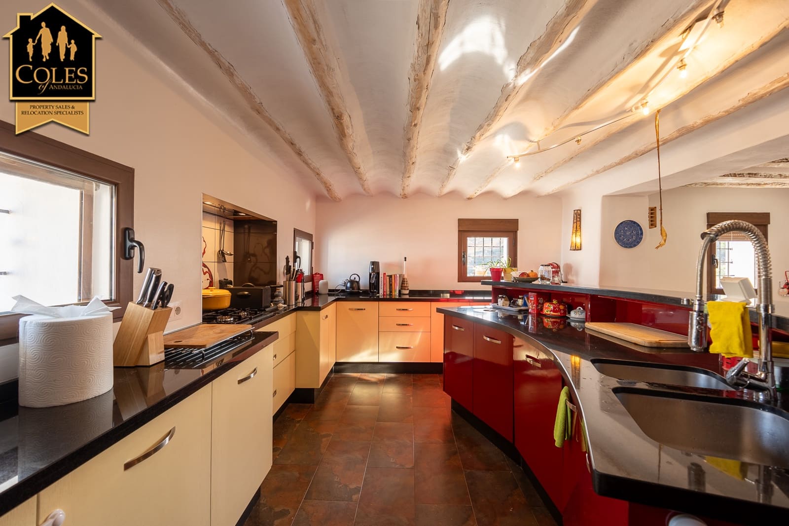 7 soverom Finca/Herregård til salgs i Velez-Blanco med garasje - € 475 000 (Ref: 8734231)