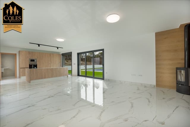 3 bedroom Villa for sale in Lorca with pool garage - € 450,000 (Ref: 8855385)