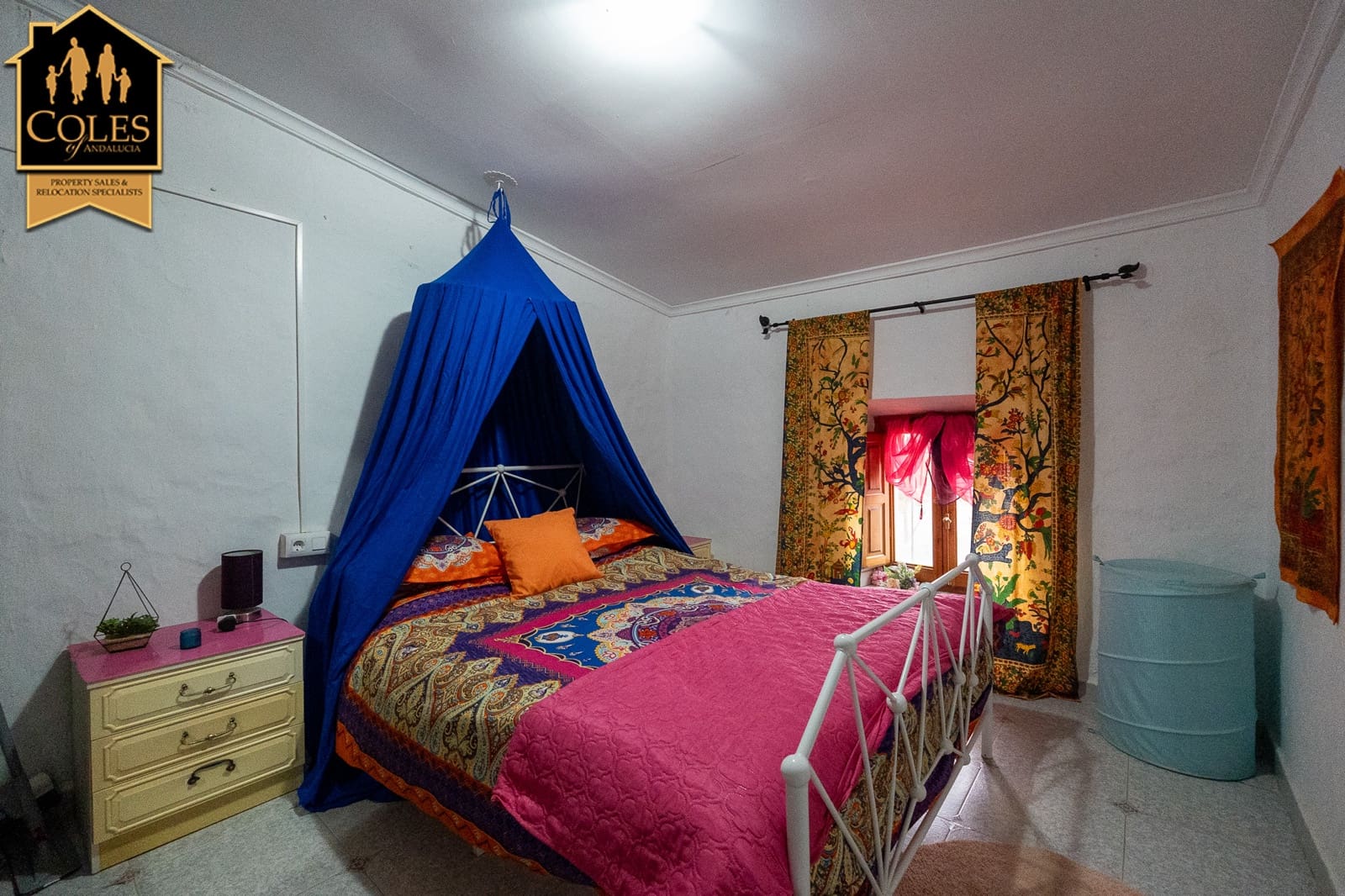 6 soveværelse Byhus til salg i El Contador med swimmingpool - € 90.000 (Ref: 8855425)