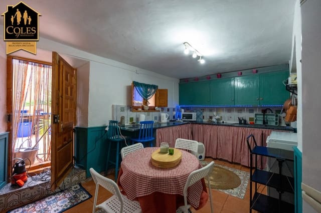 6 makuuhuone Omakotitalo myytävänä paikassa El Contador, Chirivel mukana uima-altaan - 90 000 € (Ref: 8855425)