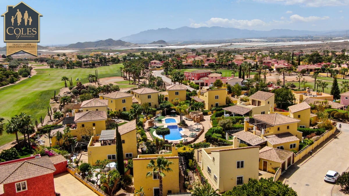 3 soverom Villa til salgs i Desert Springs med svømmebasseng garasje - € 289 950 (Ref: 8909899)