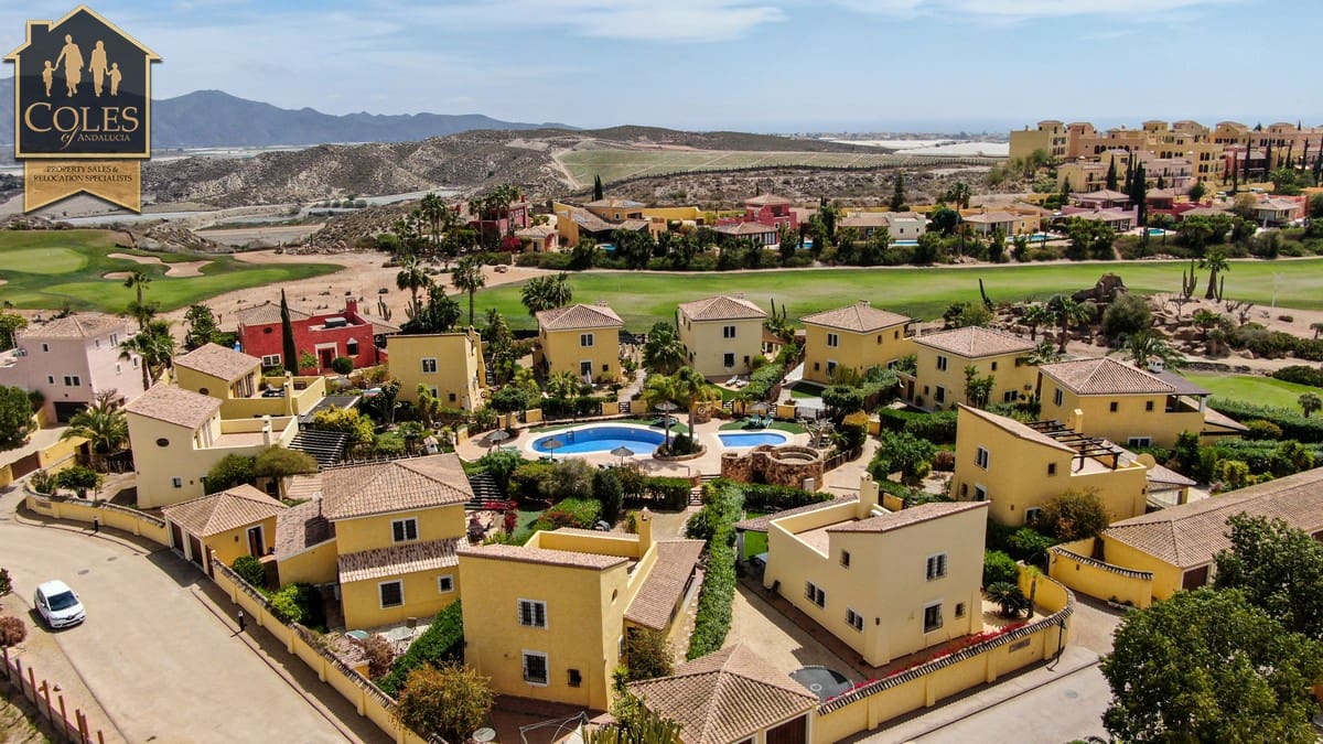 3 soverom Villa til salgs i Desert Springs med svømmebasseng garasje - € 289 950 (Ref: 8909899)