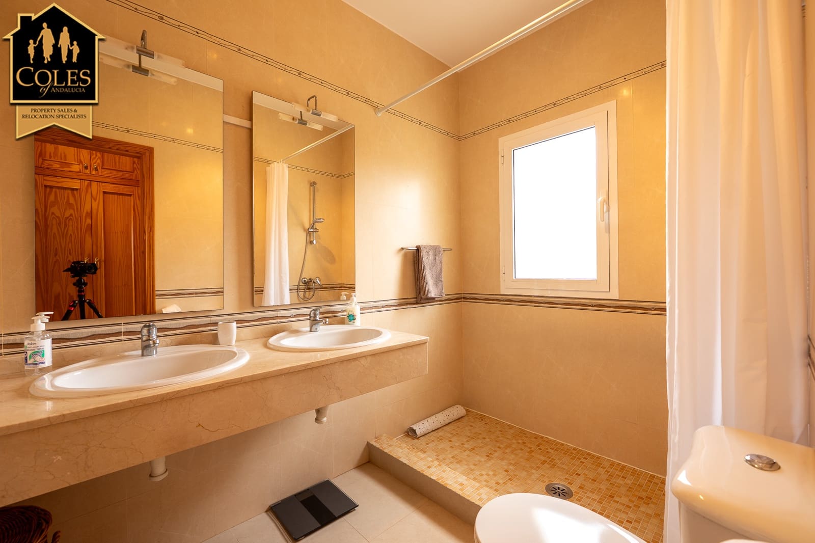 4 soverom Villa til salgs i Bedar med svømmebasseng garasje - € 525 000 (Ref: 8944862)