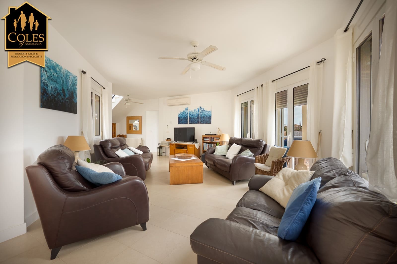 4 soverom Villa til salgs i Bedar med svømmebasseng garasje - € 525 000 (Ref: 8944862)