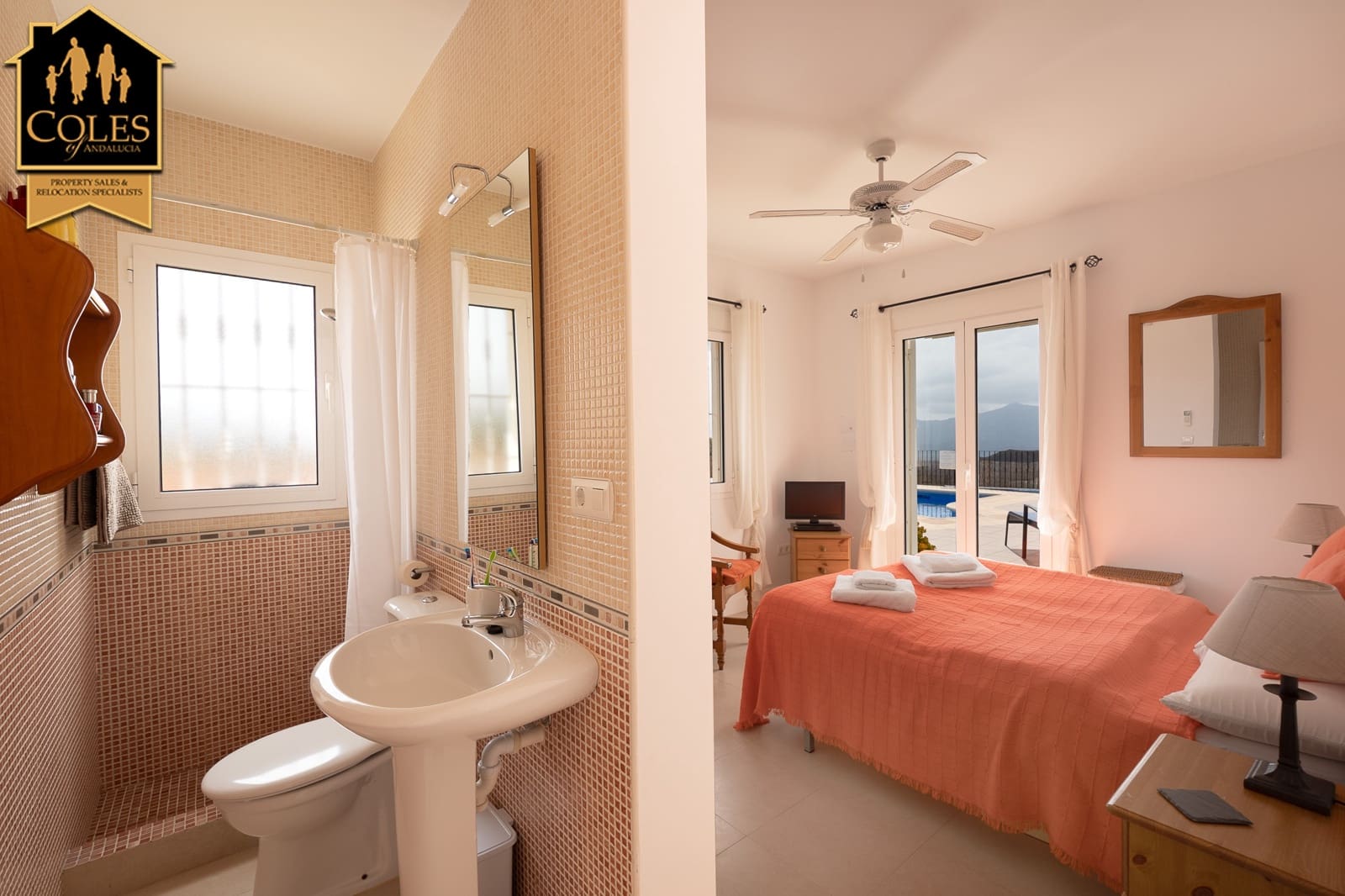 4 soverom Villa til salgs i Bedar med svømmebasseng garasje - € 525 000 (Ref: 8944862)