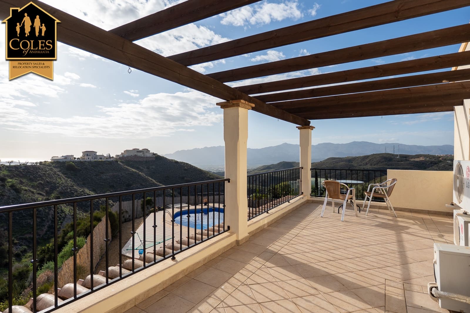 4 soverom Villa til salgs i Bedar med svømmebasseng garasje - € 525 000 (Ref: 8944862)