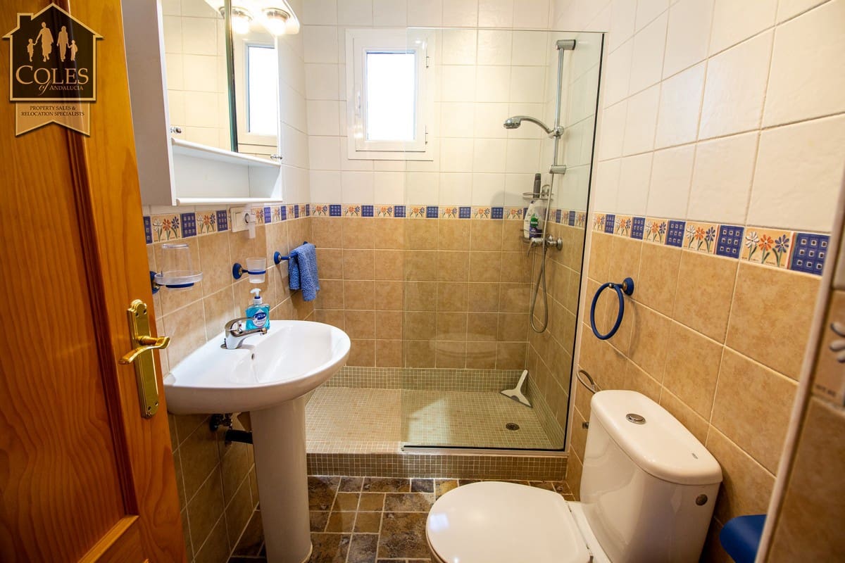 3 soveværelse Villa til salg i Cariatiz med swimmingpool - € 229.950 (Ref: 8970976)