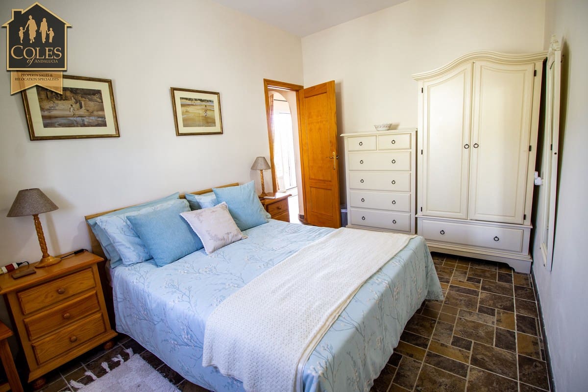 3 soveværelse Villa til salg i Cariatiz med swimmingpool - € 229.950 (Ref: 8970976)