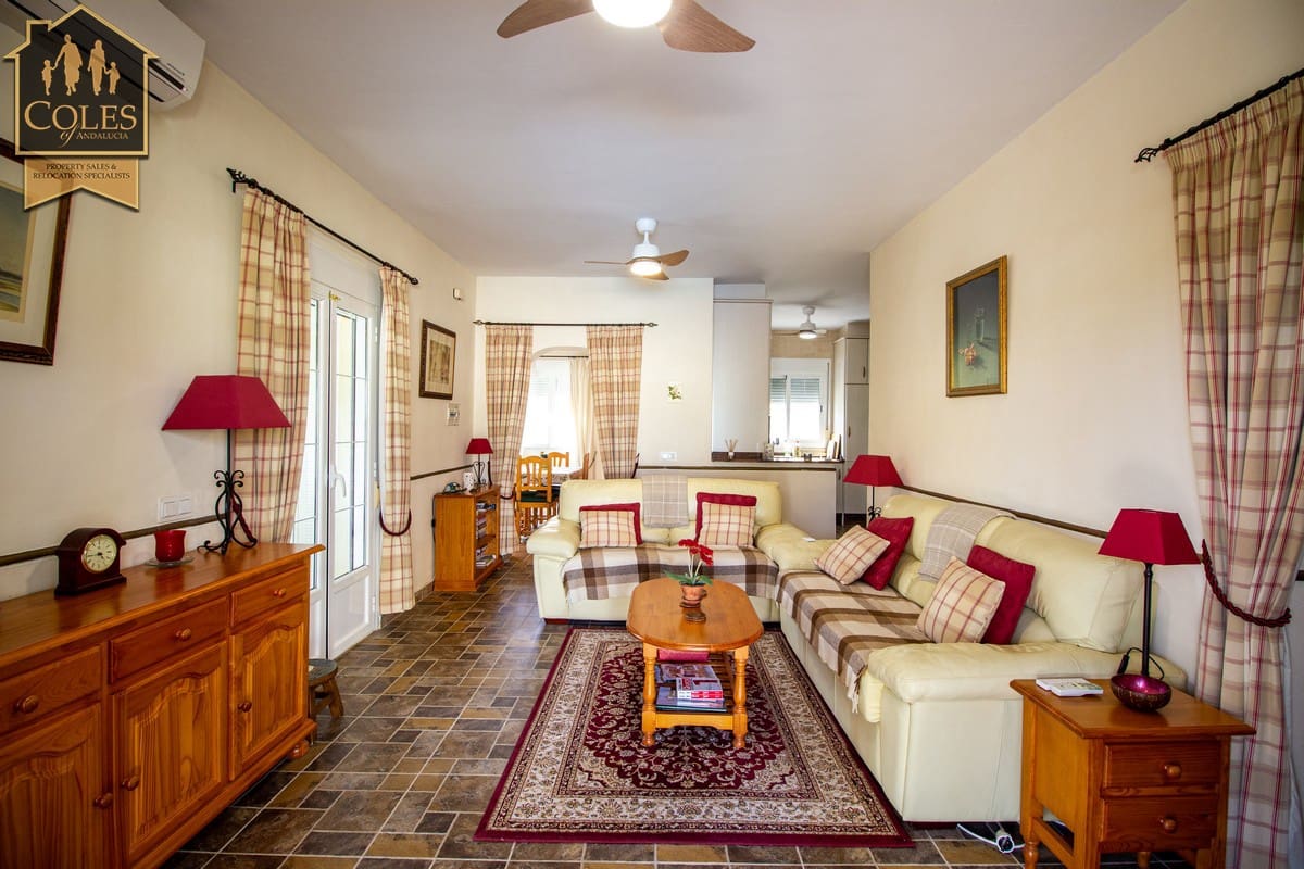 3 soveværelse Villa til salg i Cariatiz med swimmingpool - € 229.950 (Ref: 8970976)