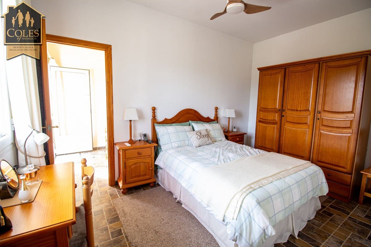 3 soveværelse Villa til salg i Cariatiz med swimmingpool - € 229.950 (Ref: 8970976)