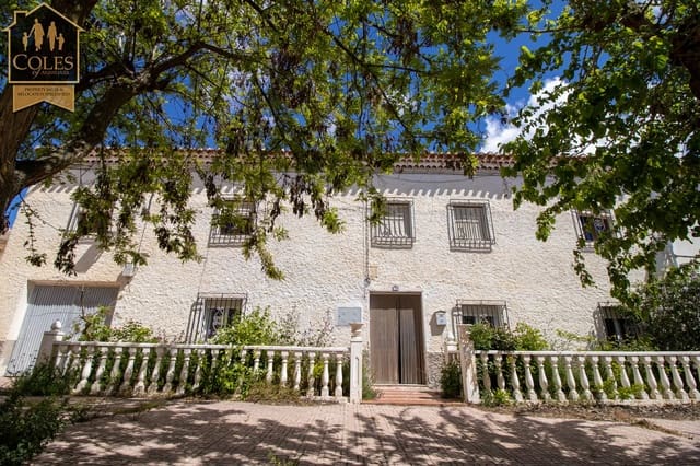 6 makuuhuone Omakotitalo myytävänä paikassa El Contador, Chirivel mukana 
autotalli - 124 950 € (Ref: 8997545)