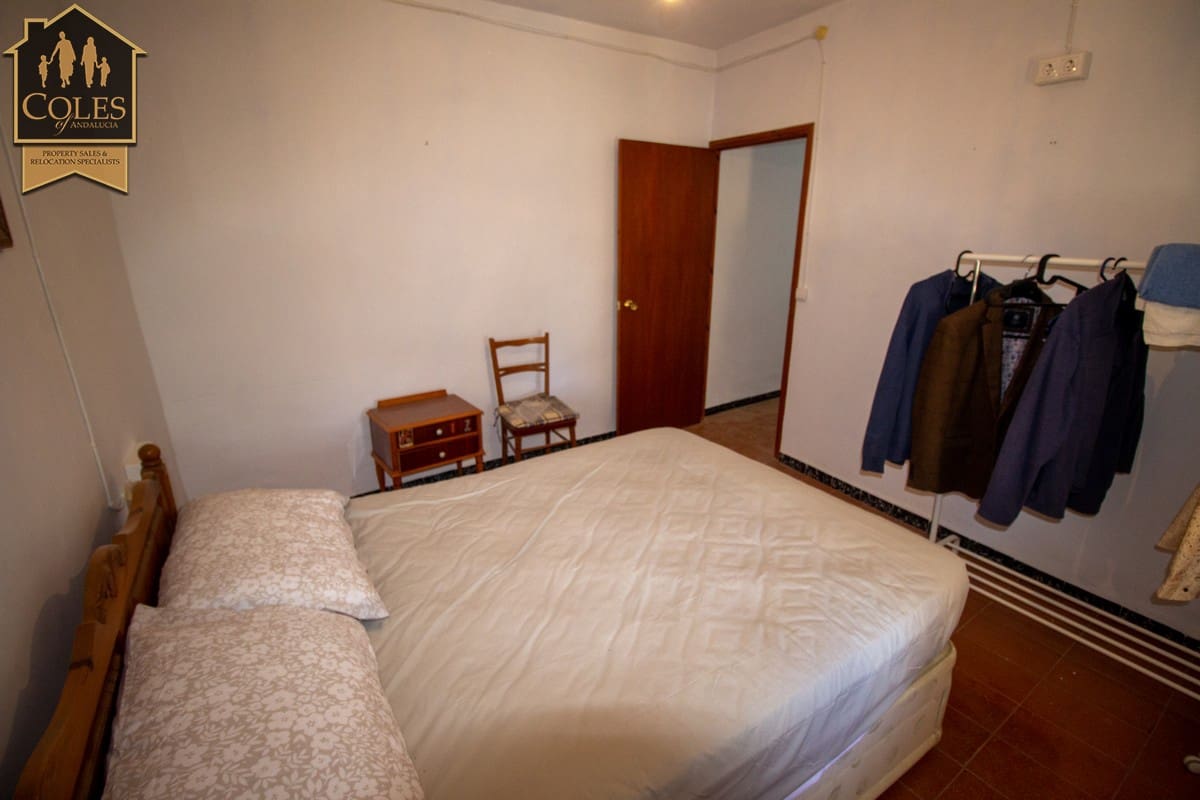 6 makuuhuone Omakotitalo myytävänä paikassa El Contador mukana 
autotalli - 124 950 € (Ref: 8997545)