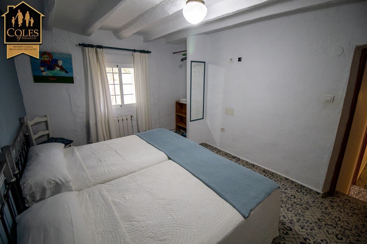 7 soveværelse Finca/Landehus til salg i Velez-Rubio med swimmingpool garage - € 365.000 (Ref: 9023212)